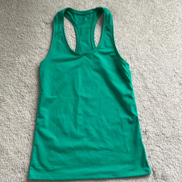 Athleta Tops - Athleta Green Tank